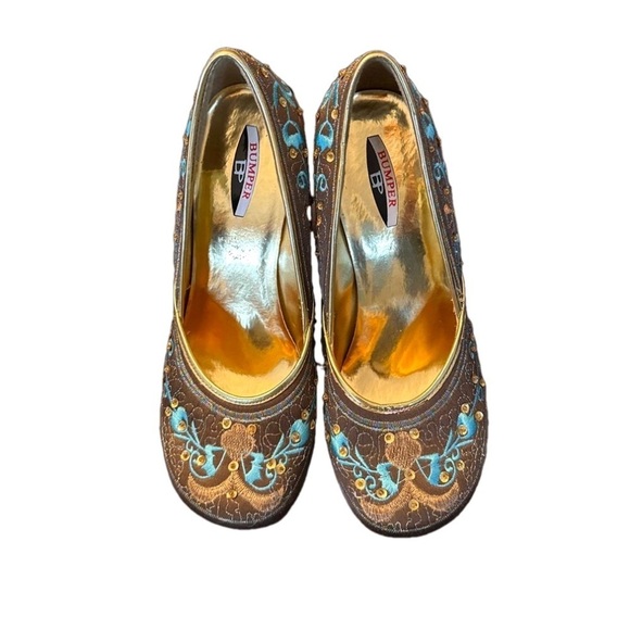 Bumper BP Embroidered Wedges. Brown/Teal. 3.5" heel. Size 8 - Picture 2 of 8